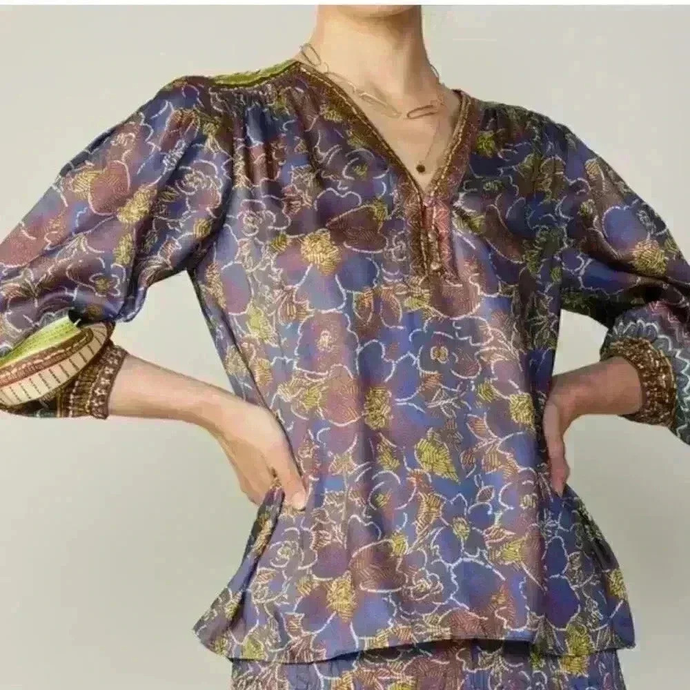Current Air Los Angeles Floral Bordr Print Blouse Size Large - Picture 12 of 13